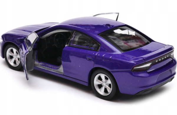 2016 Dodge Charger R/T Welly 1:34 - obrazek 2